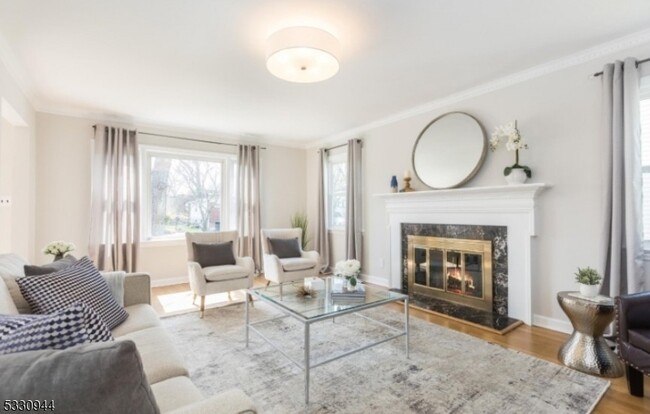 Building Photo - 7 Evergreen Terrace