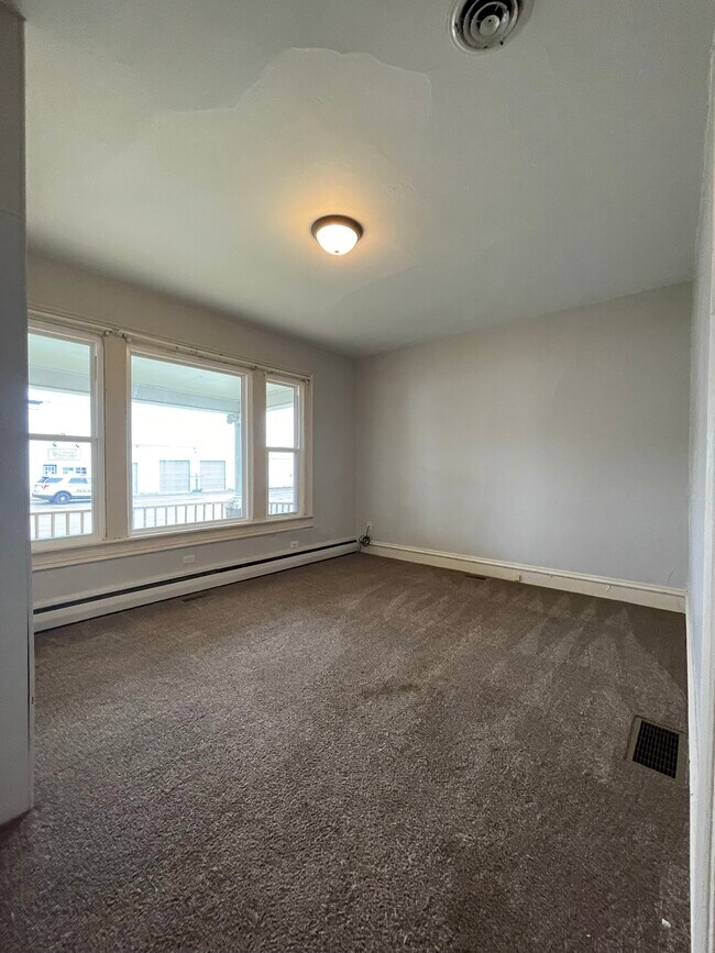 Photo - 60 N Prospect St