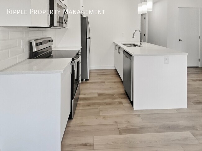 Photo - Modern 2 Beds, 1 Baths TownHouse | No Pets Allowed
