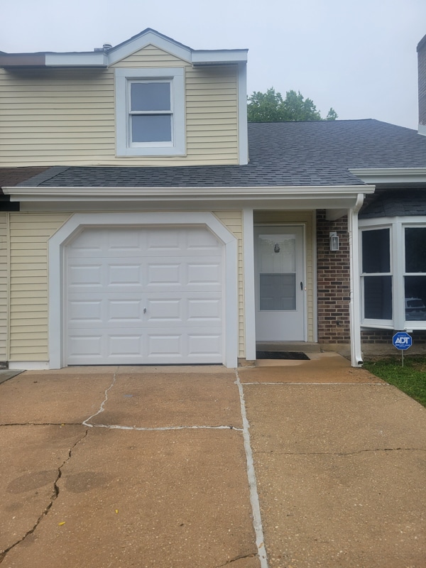 Photo - 19 Danville Ct Townhome