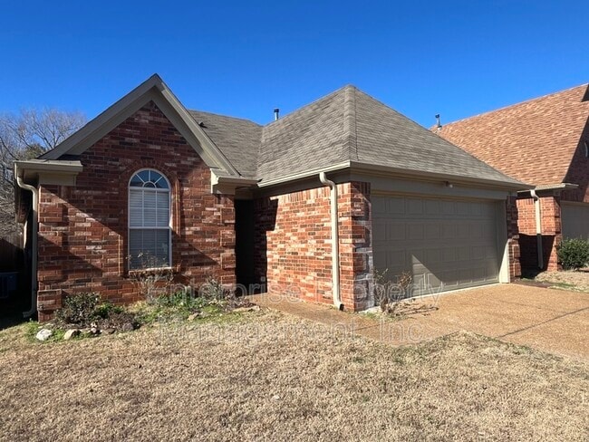 Photo - 1421 Radley Cove