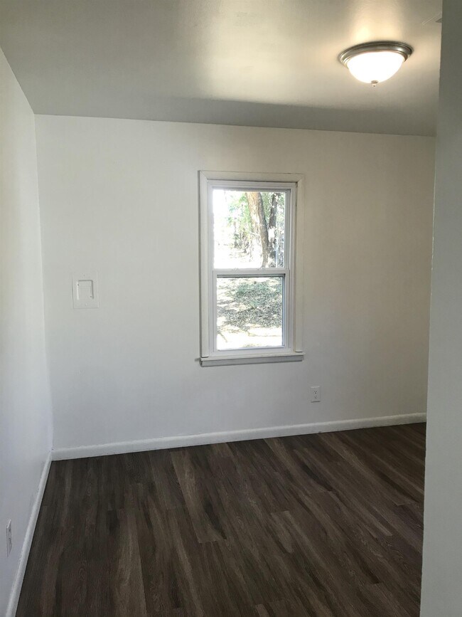 Photo - 3209 NE 14th St