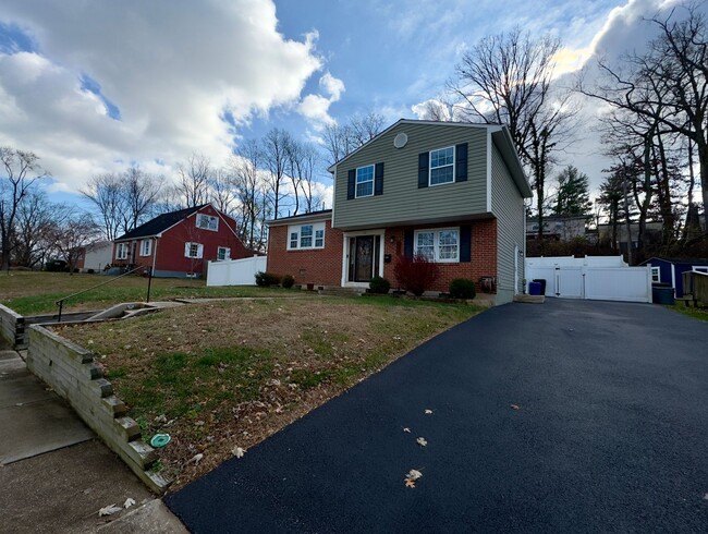 Charming 3Bed/1.5Bath in Reisterstown - Charming 3Bed/1.5Bath in Reisterstown Casa