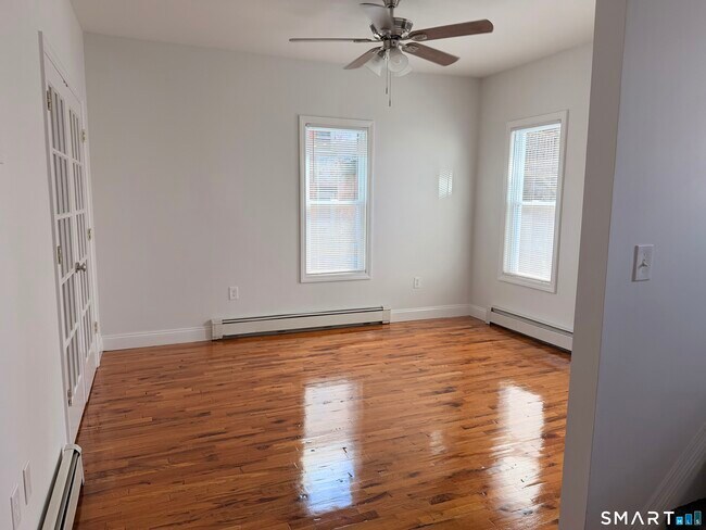 Photo - 723 Ogden St