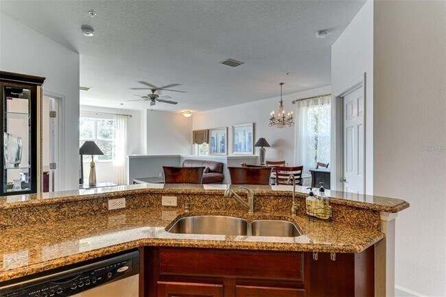 Photo - 3450 Parkridge Cir Unit 204