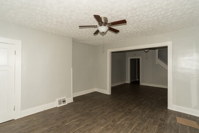 3 Bedrooms and Fenced Yard in Bosart Brown Neighborhood