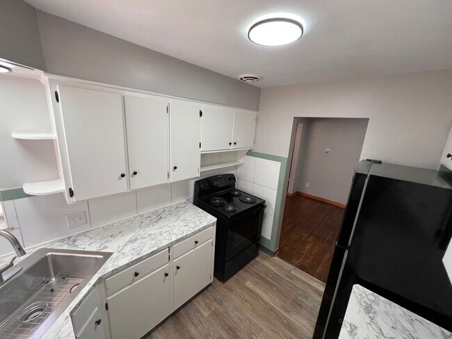 FM 2020 - 11, kitchen 6