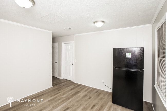 Photo - 813 Seton Rd