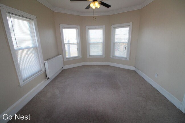 Photo - 1058 Forest Ave Apartment