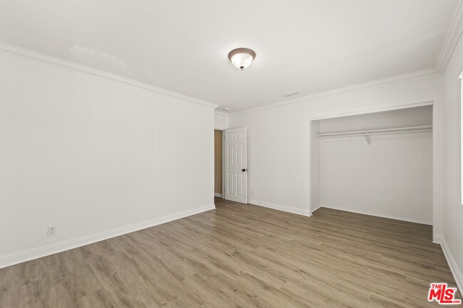 Photo - 12938 Jefferson Ave