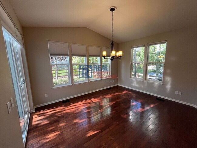 Photo - 572 Gallegos Cir
