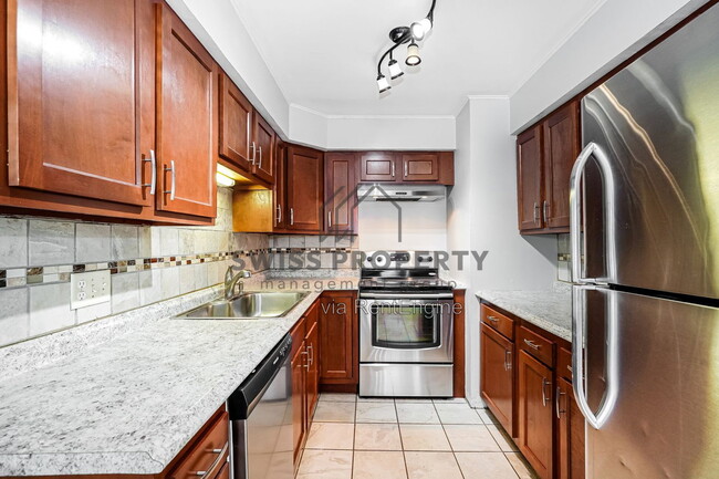 Photo - 3381 Norwood St