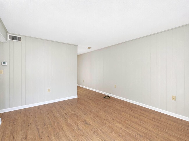 Photo - 1009 Hondo Ave Unit B