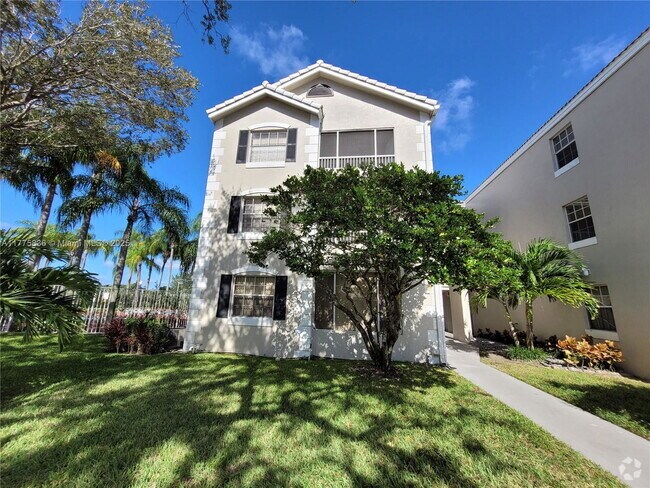 Building Photo - 2861 N Oakland Forest Dr Unit 101 Rental