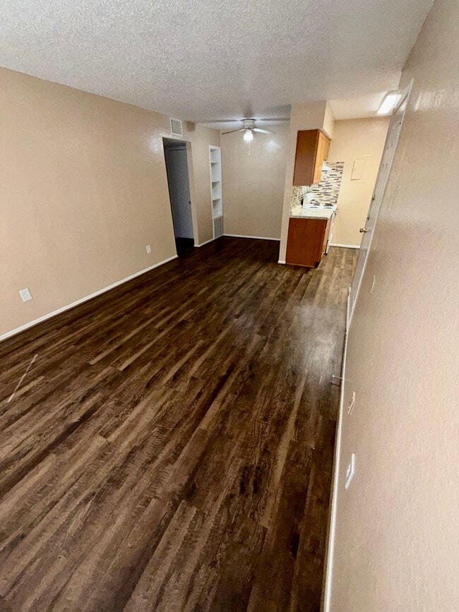 Photo - 2701 Green Oaks Rd