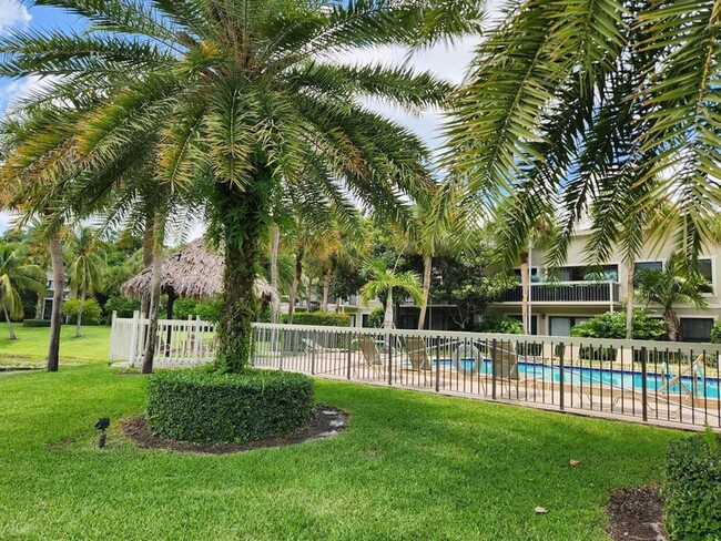 Building Photo - 11863 Wimbledon Cir Unit 402 Rental