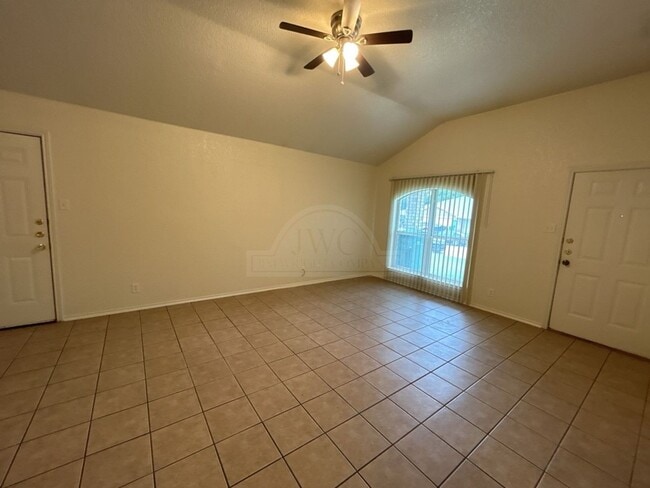 Photo - 306 Jeff Gordon Dr