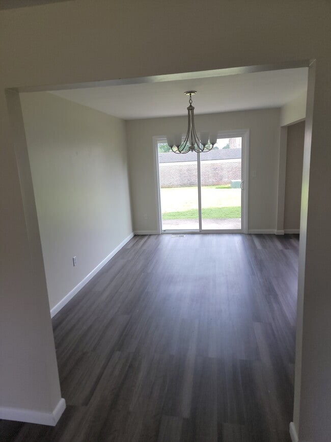 Dinig Room