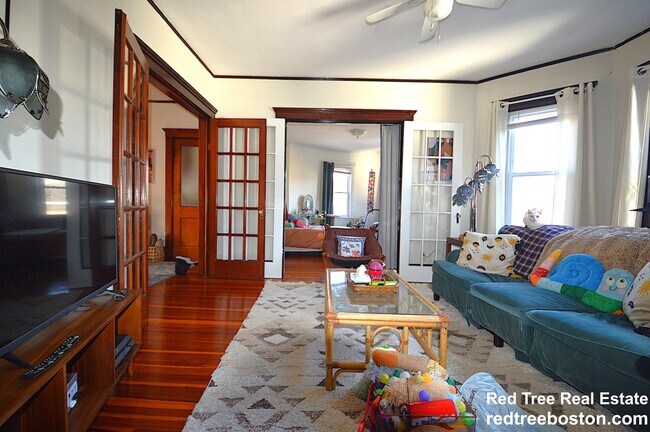 Photo - 16 Nonantum St Unidad 2