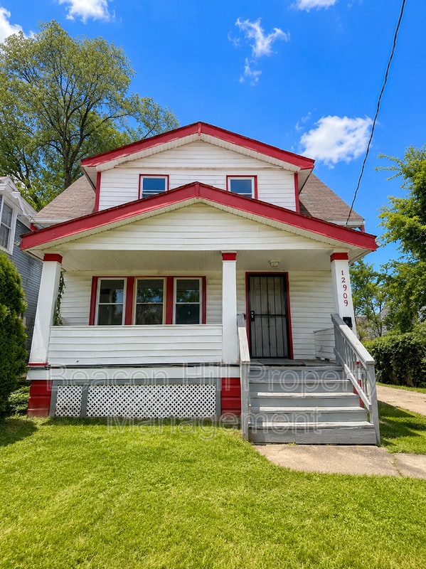 Building Photo - 12909 Benwood Ave