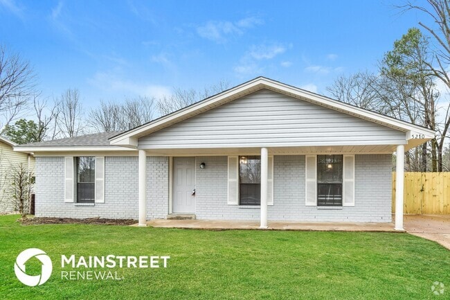 Building Photo - 5210 Woody Dr Rental