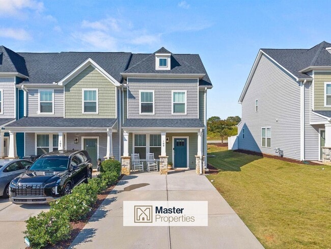 Building Photo - 109 Shallons Dr