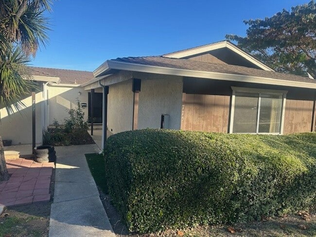 Building Photo - 55-0210 Unit 775