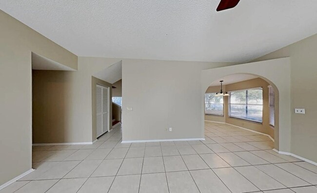 Photo - 12814 Longcrest Dr