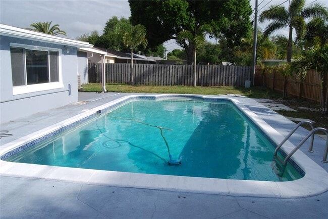 Photo - 2851 67th St N