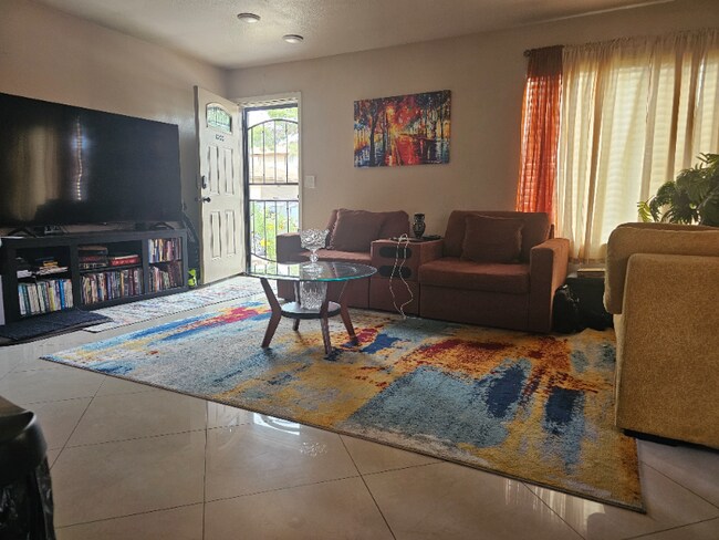 Photo - 1483 Dorothy Ave Unit 1