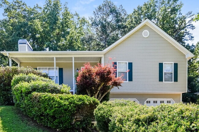 Building Photo - 313 Split Rail Way Rental