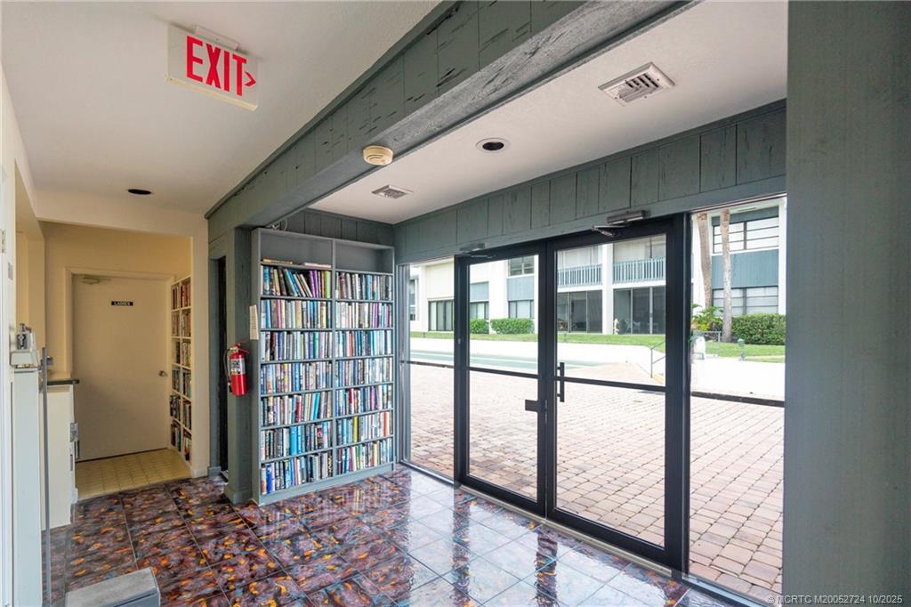 Photo - 175 SE St Lucie Blvd Unit A106