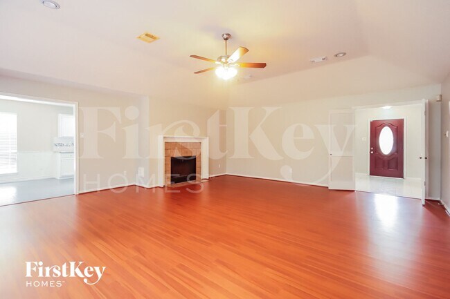 Photo - 19810 Hoppers Creek Dr