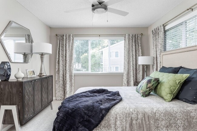 Photo - Crestmont Apartment Homes