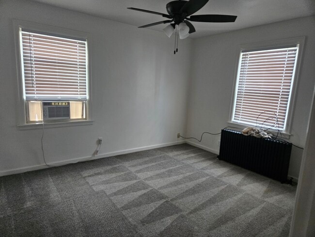 Bedroom - 105 Ohio St Unit A