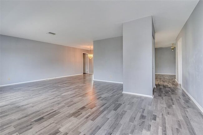 Photo - 9608 NW 67th St