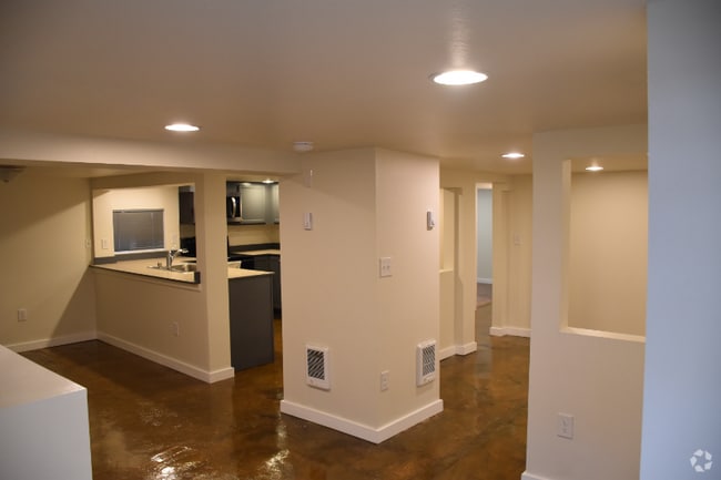 Building Photo - 8360 Wabash Ave S Rental