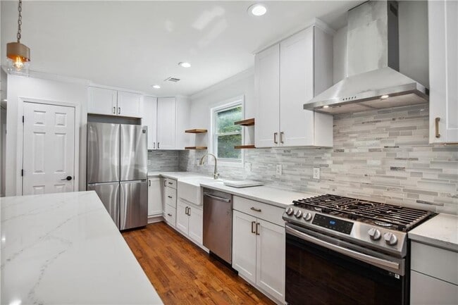 Photo - 1249 Goodwin Rd NE