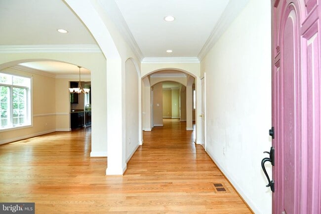 Photo - 1924 Leonard Rd