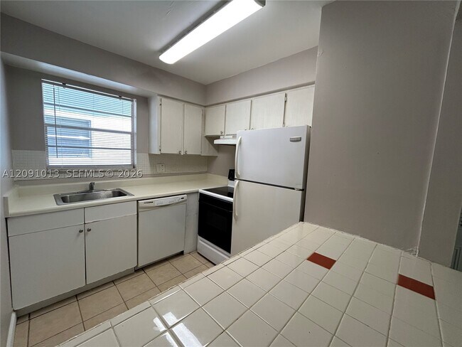Photo - 6505 Winfield Blvd Unit B-18