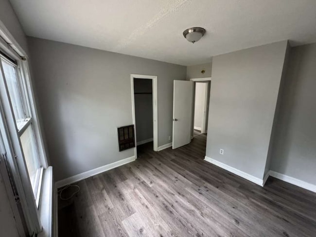 Photo - 1221 Session St Unidad A