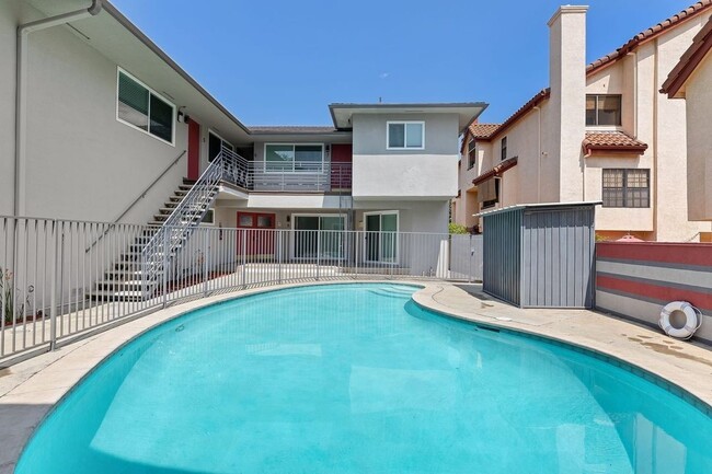 Photo - Huntington Villas