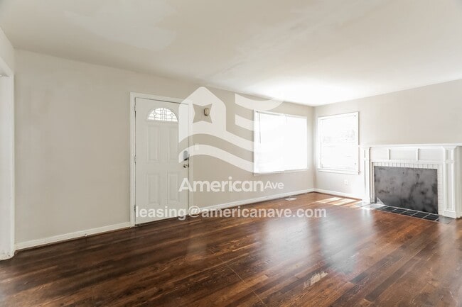 Photo - 9040 Belvoir Dr