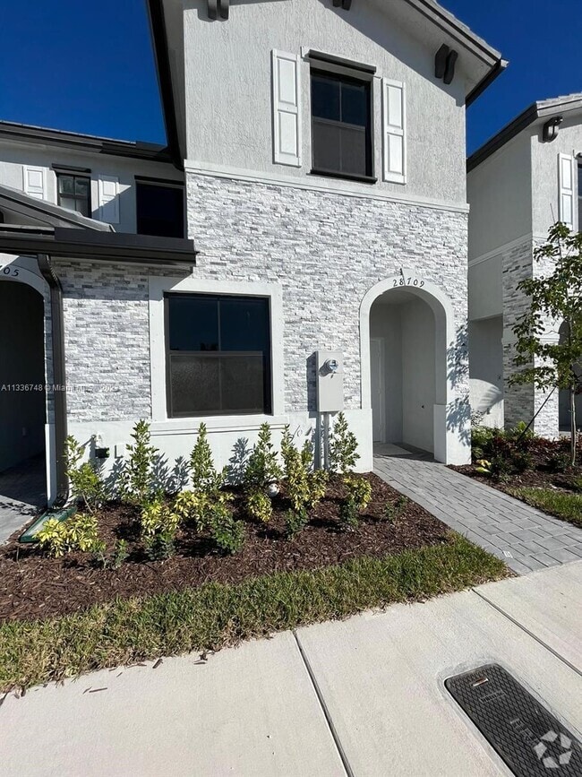 Building Photo - 28709 SW 132nd Pl Rental