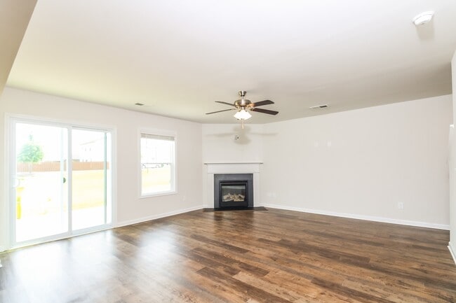 Photo - 174 Wahoo Cir