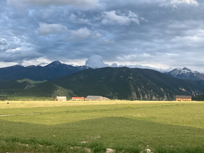 Building Photo - 106 Buffalo Trail Rd