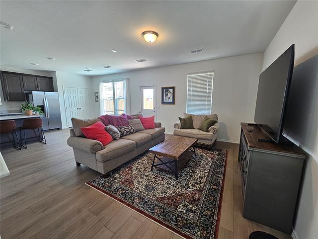 Photo - 2507 Roundstone Wy