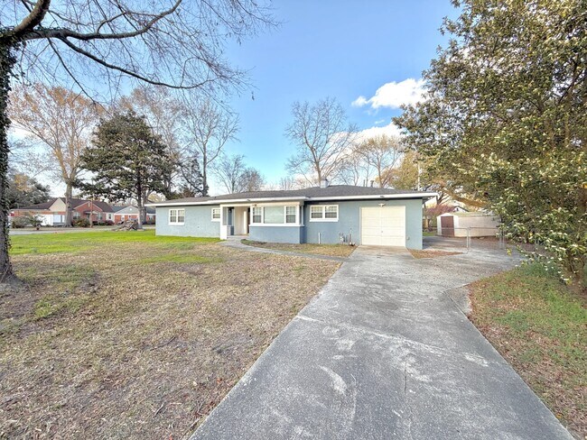 Photo - 1216 Eastwood Ave