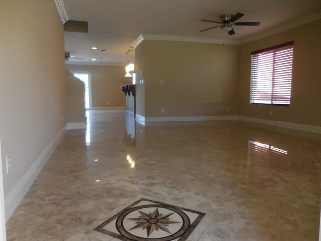 Photo - 4280 55th St