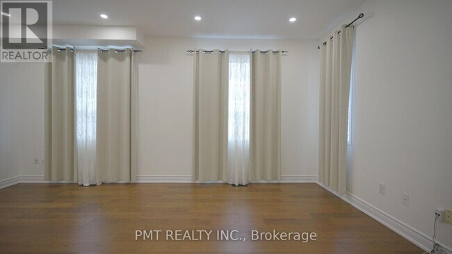 Photo - 7155 Magistrate Terrace